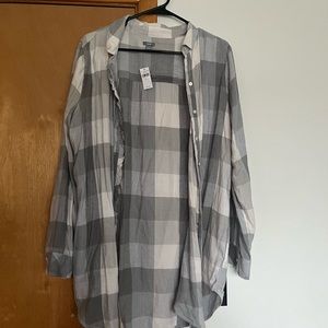 Aerie long gray plaid.